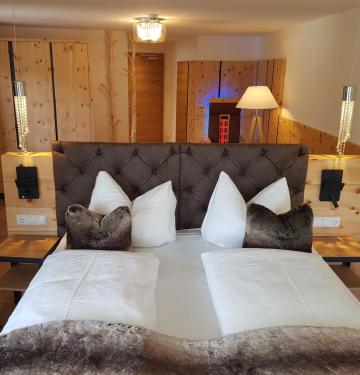 Zirben Suite with Double Bed